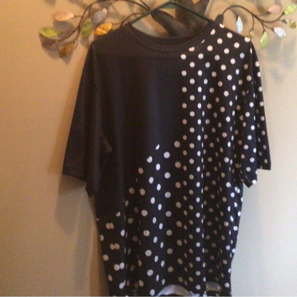 NEW-Women’s Top Size XXL